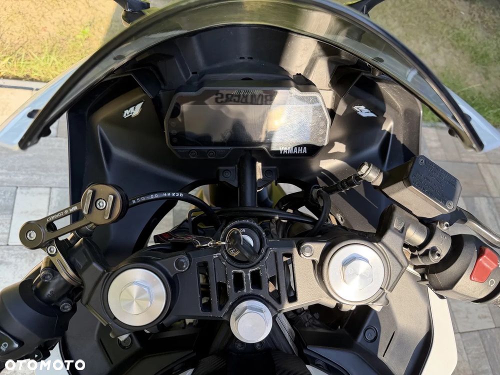 Yamaha YZF - 14