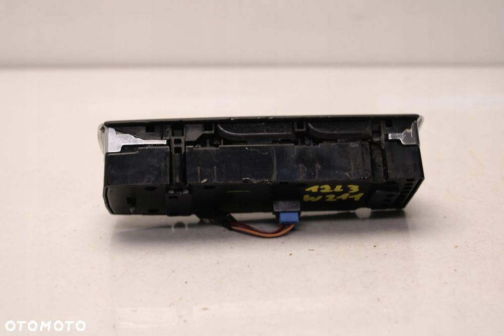 mercedes w212 09r- panel sterowania szyb - 2