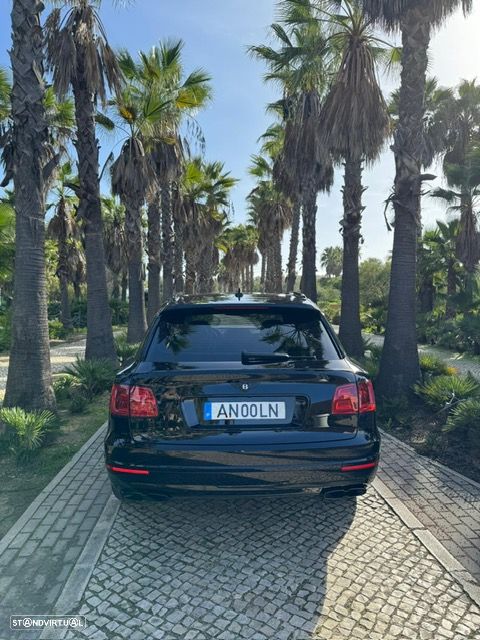 Bentley Bentayga V8 - 17