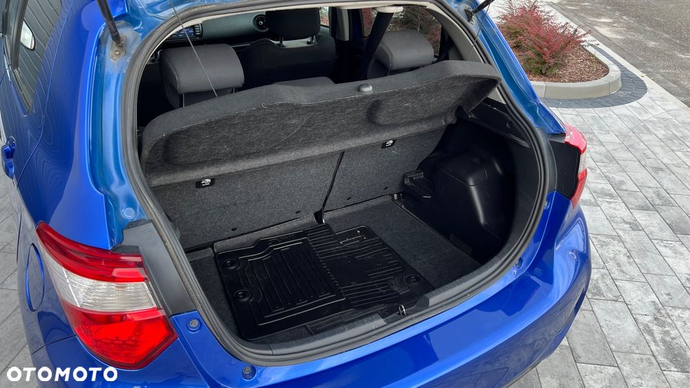Toyota Yaris 1.5 Premium - 15