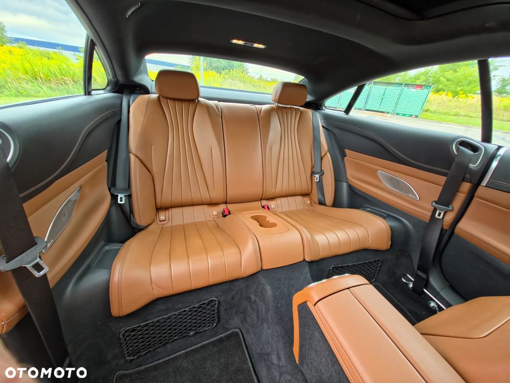 Mercedes-Benz Klasa E 220 d 4-Matic 9G-TRONIC - 5