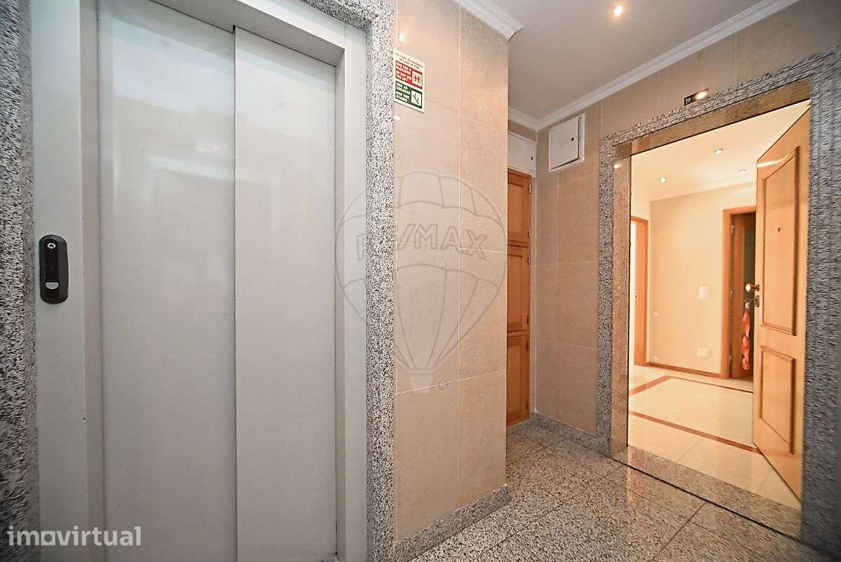 Apartamento T2 para arrendamento - Grande imagem: 2/23