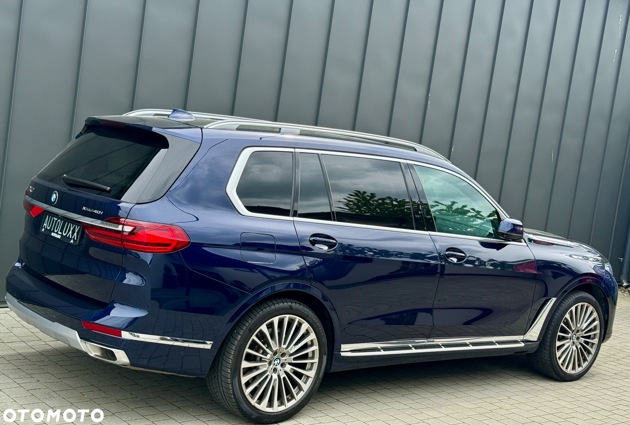 BMW X7 xDrive40i - 25