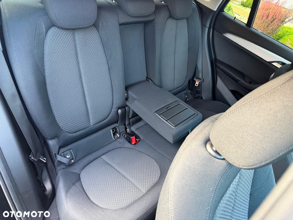 BMW X1 sDrive18i Business Edition - 22