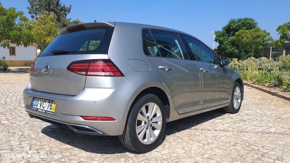 VW Golf 1.6 TDI Confortline - 6