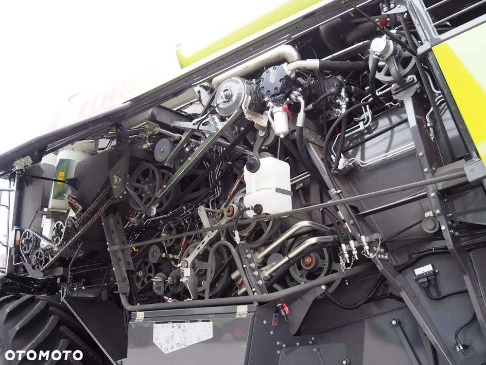 Claas Lexion 5300 + V680 - 9