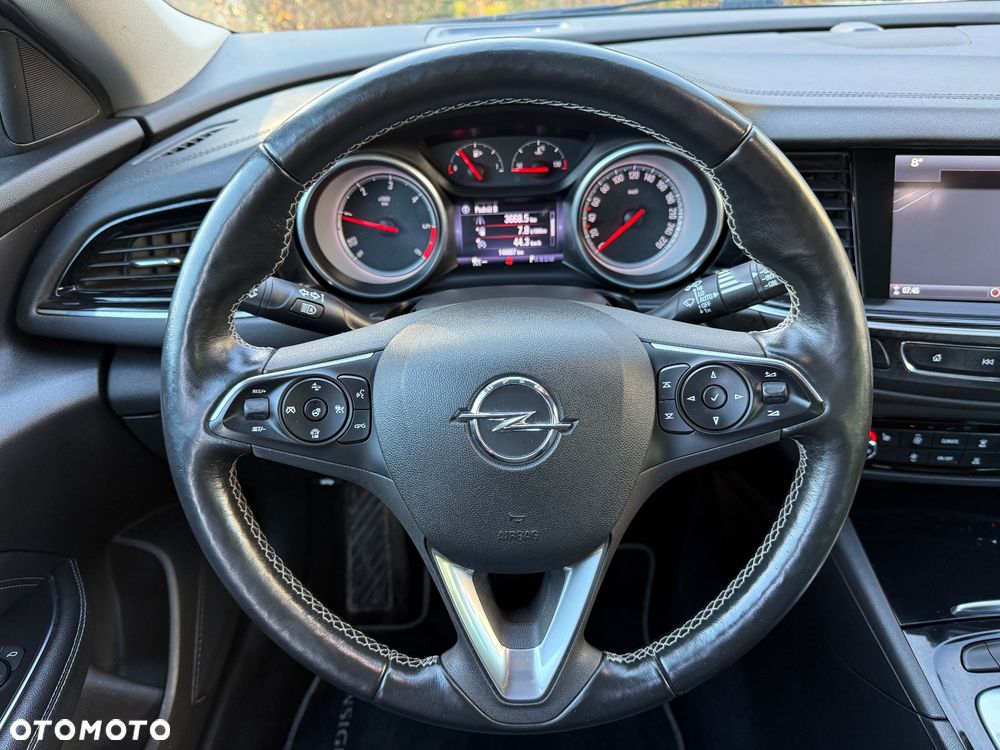 Opel Insignia 2.0 CDTI automatik Business Innovation - 22