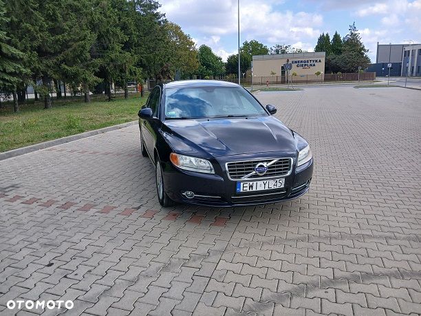Volvo S80 2.0 Momentum - 1