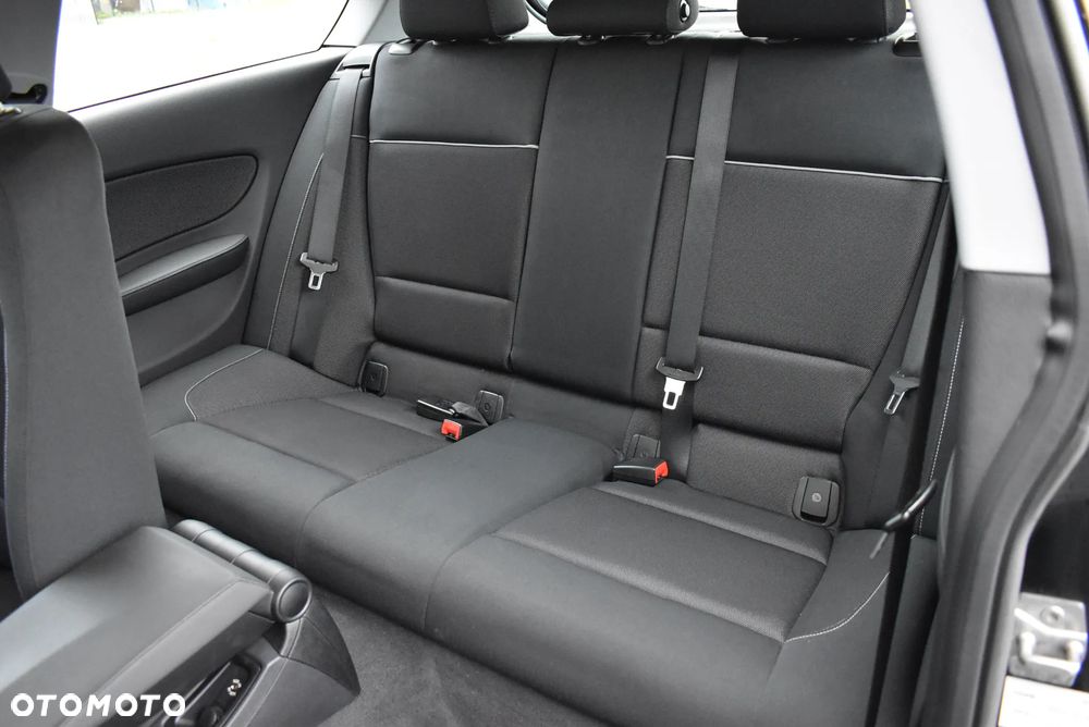 BMW Seria 1 116i - 15
