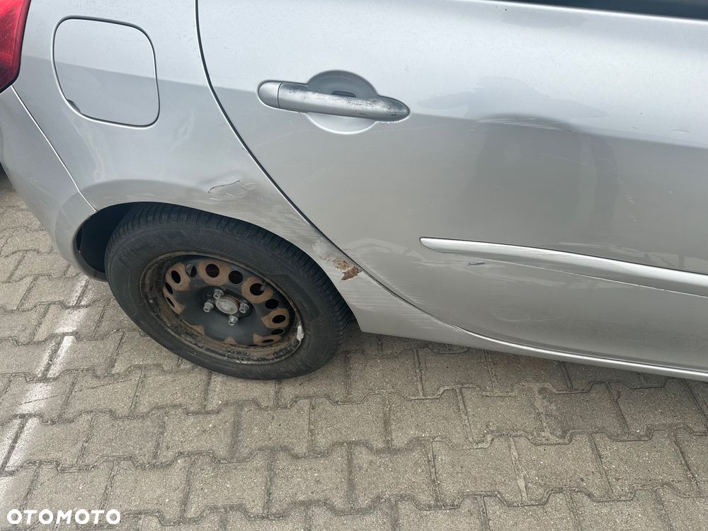 Renault Clio 1.5 dCi Tech Run - 6