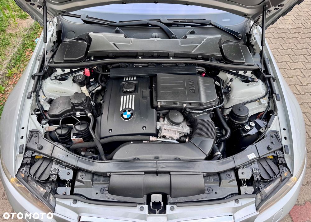 BMW Seria 3 335i Edition Exclusive - 19