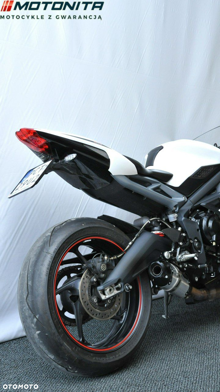 Triumph Daytona - 7