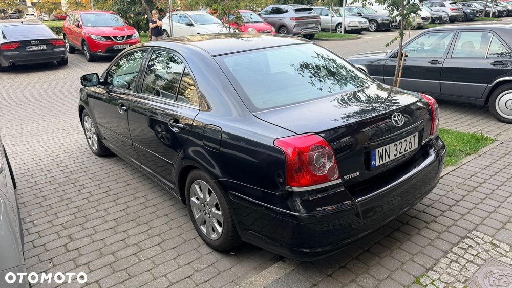 Toyota Avensis 1.8 VVT-i Sol - 5