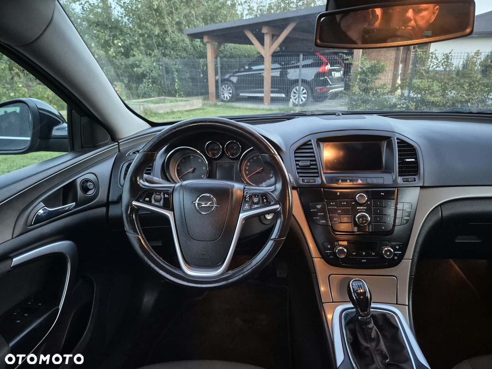 Opel Insignia - 8