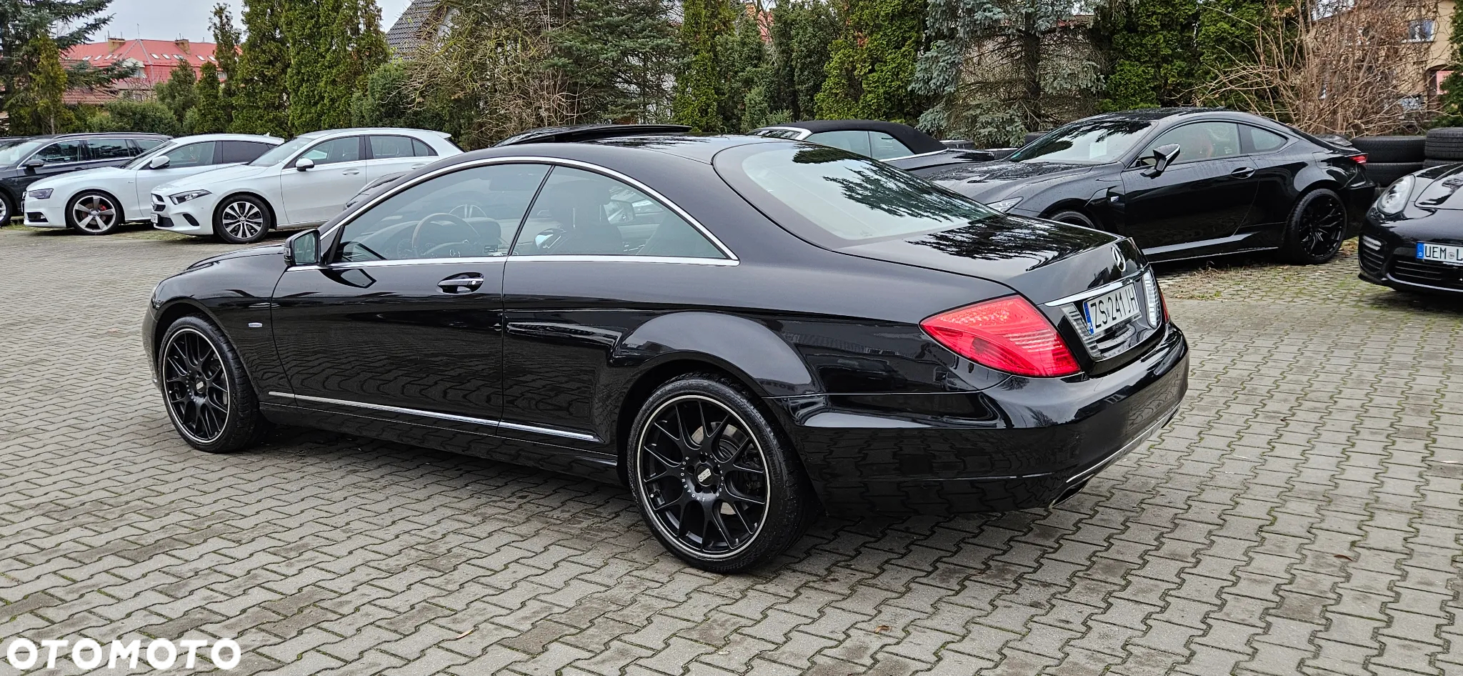 Mercedes-Benz CL 500 4-Matic BlueEff - 12