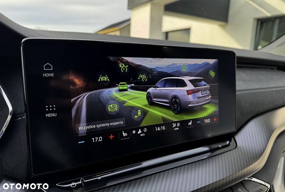 Skoda Octavia 2.0 TDI RS DSG - 33