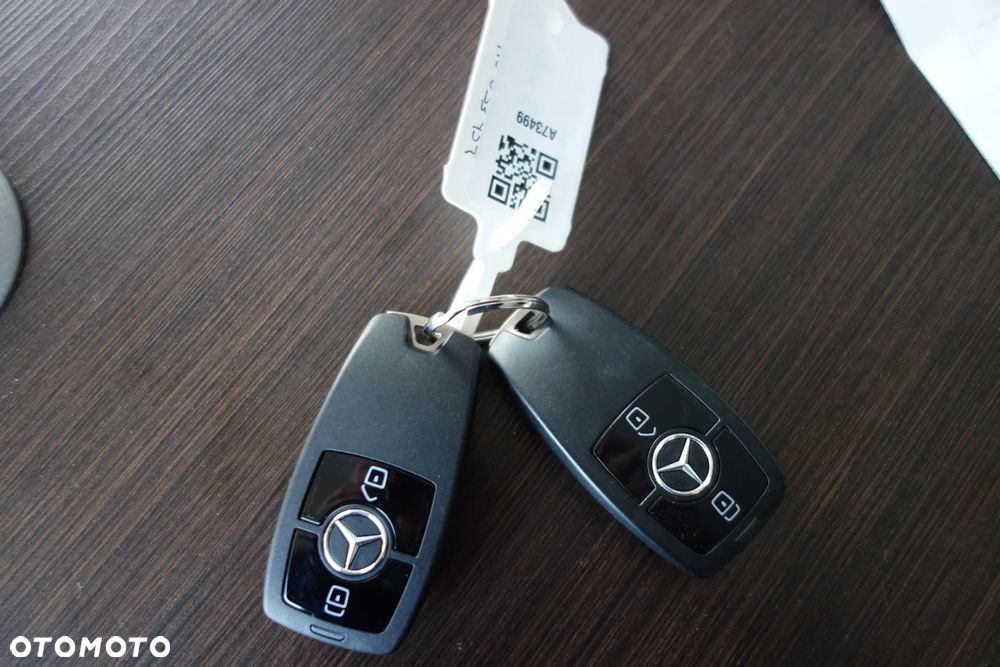 Mercedes-Benz Sprinter 319 CDI 3.0 V6 Automat Rama Doka Klima Webasto - 31