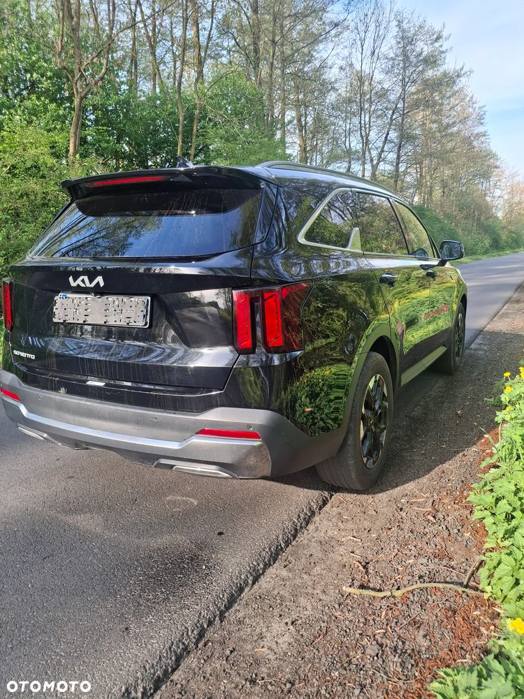 Kia Sorento 2.4 GDI 2WD Edition 7 - 5