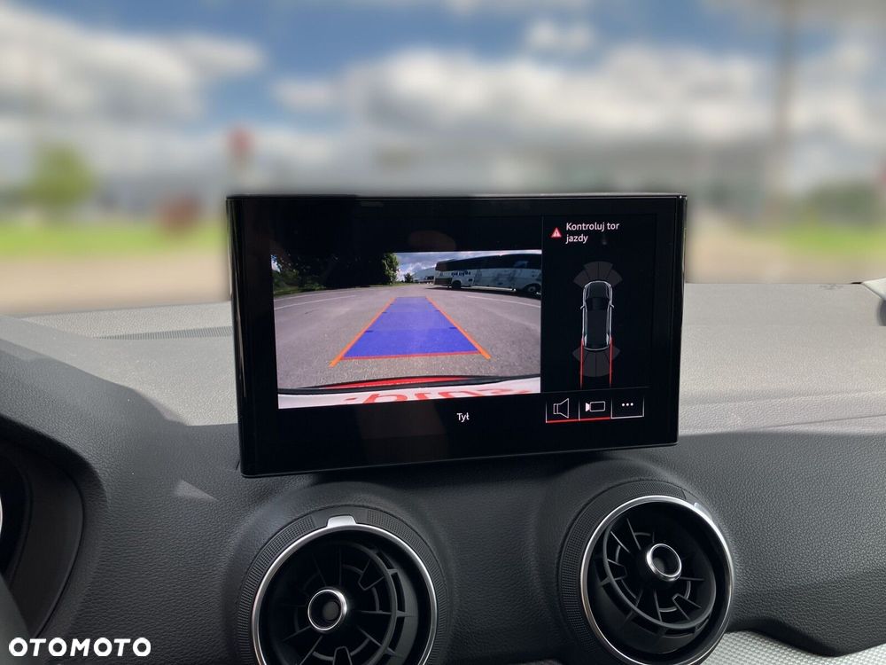 Audi Q2 - 17