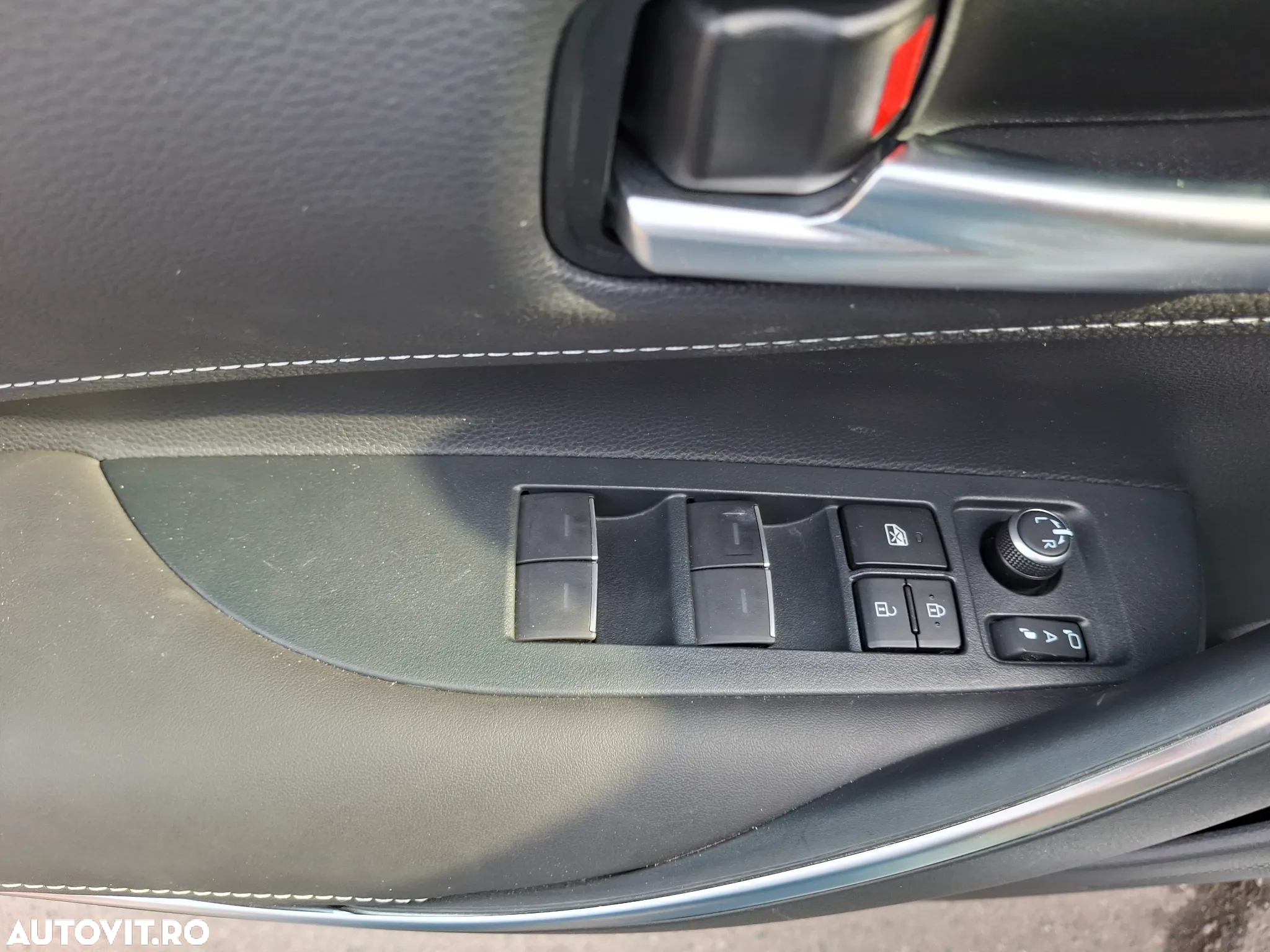 Suzuki Swace 1.8 E-CVT HEV Spirit - 15