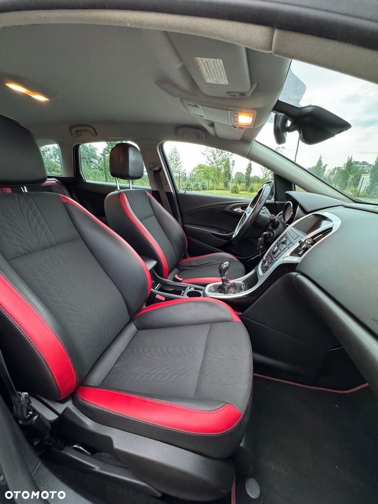 Opel Astra 2.0 BiTurbo CDTI DPF ecoFLEX SportsTourer St - 16