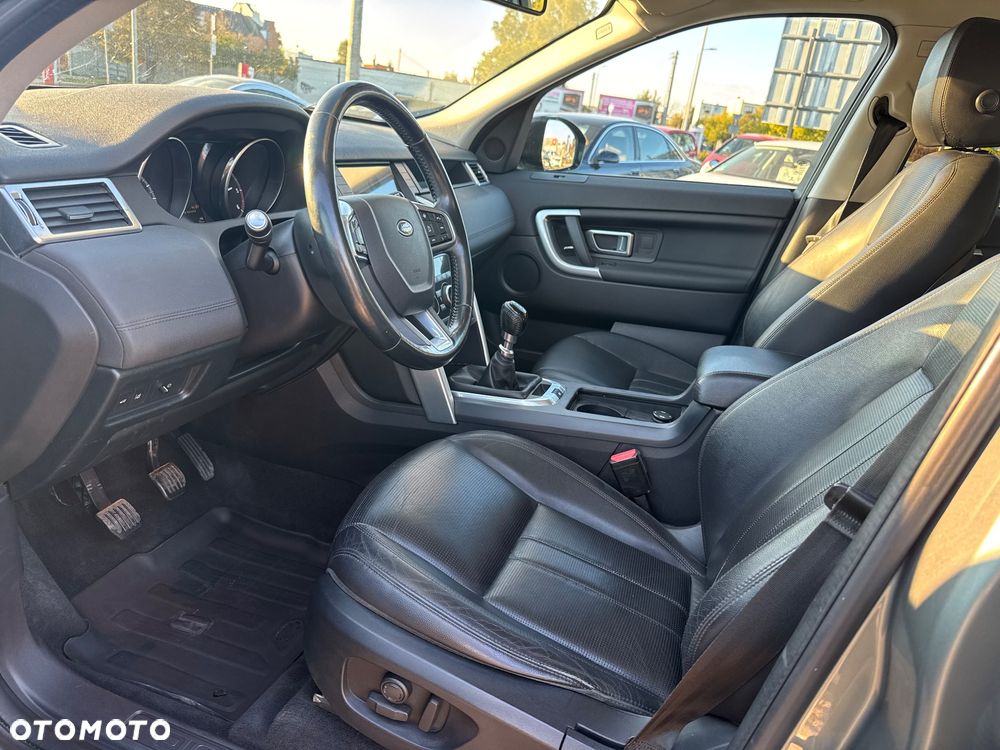 Land Rover Discovery Sport 2.0 TD4 HSE Luxury - 22