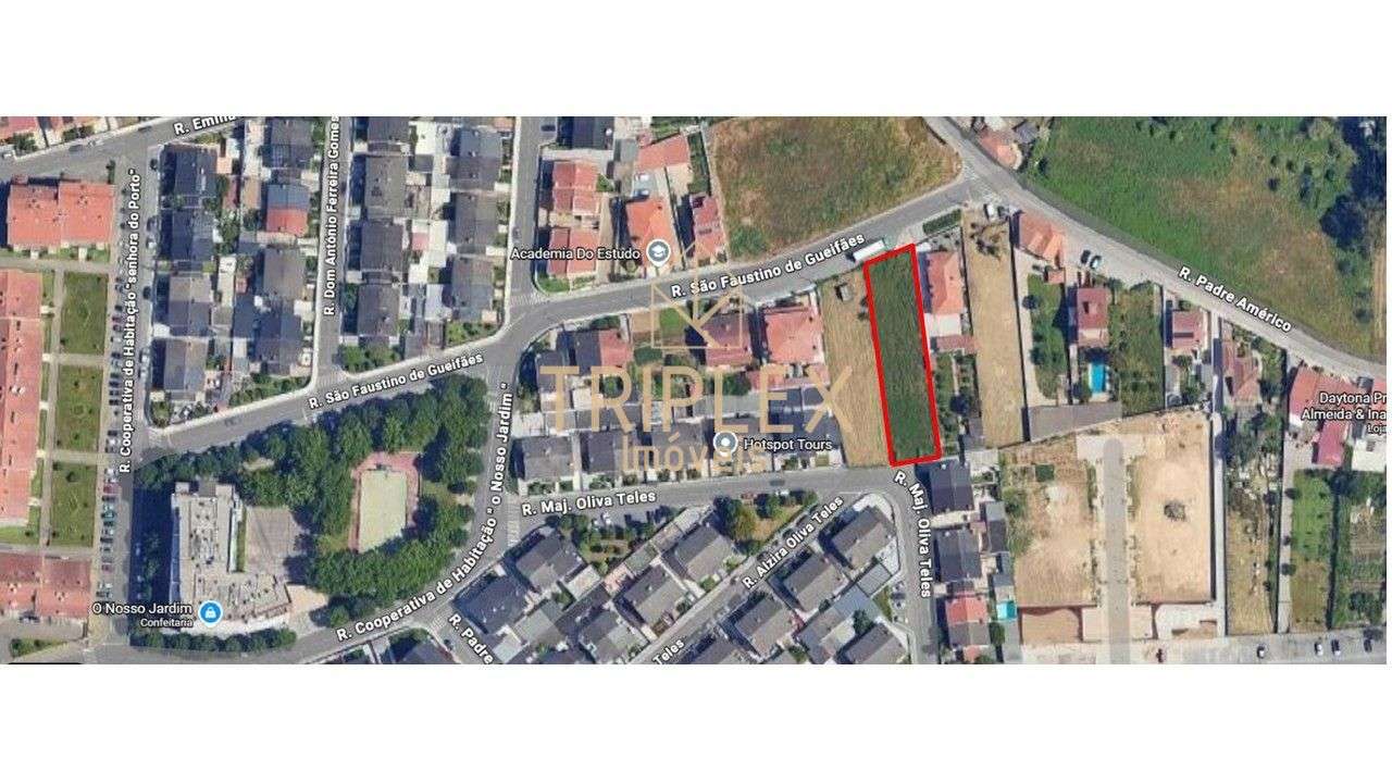Terreno ao centro de Gueifães - Moradia 4 frentes - Grande imagem: 2/10
