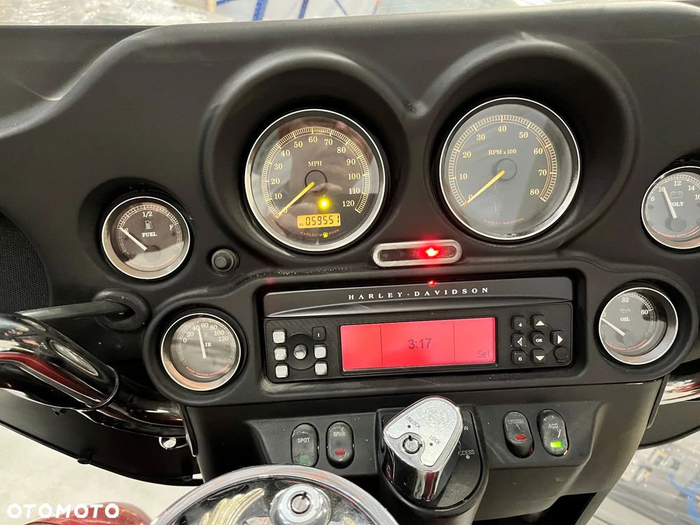 Harley-Davidson FLHTCU Ultra - 15