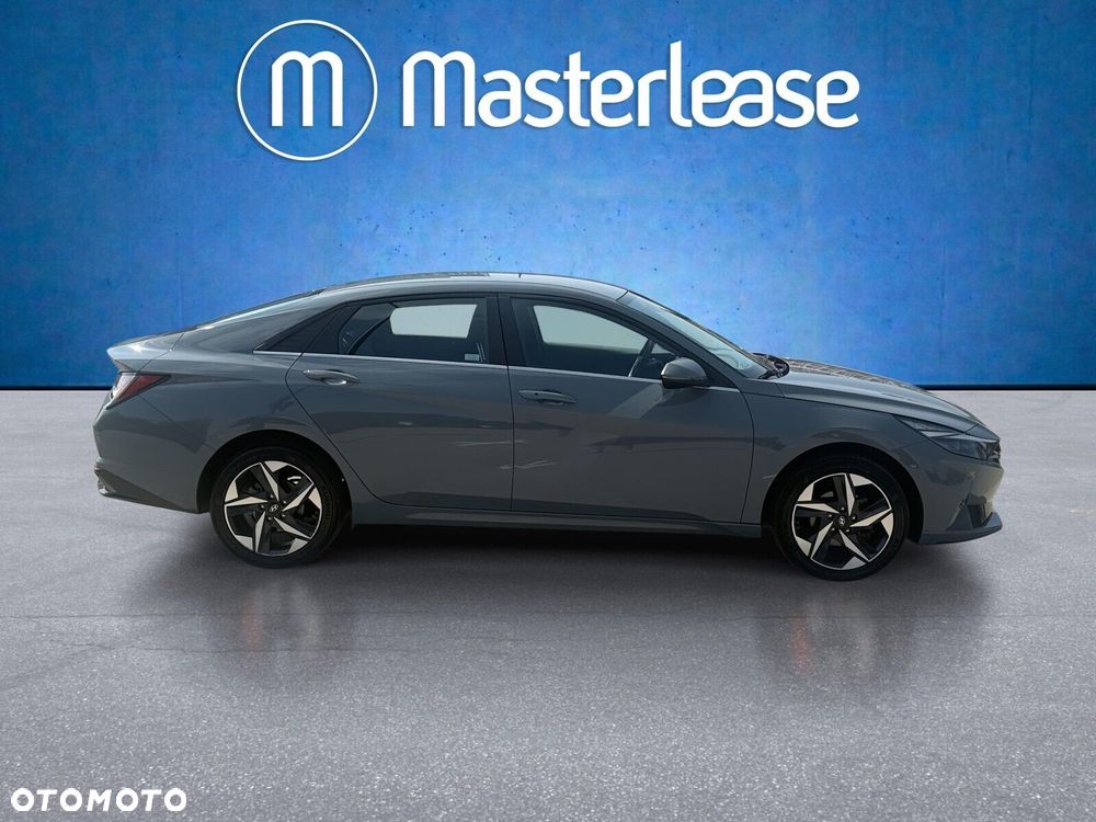 Hyundai Elantra 2022 photo 4