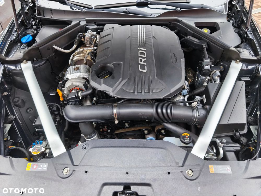 Kia Stinger 2.2 CRDI AWD GT Line - 9