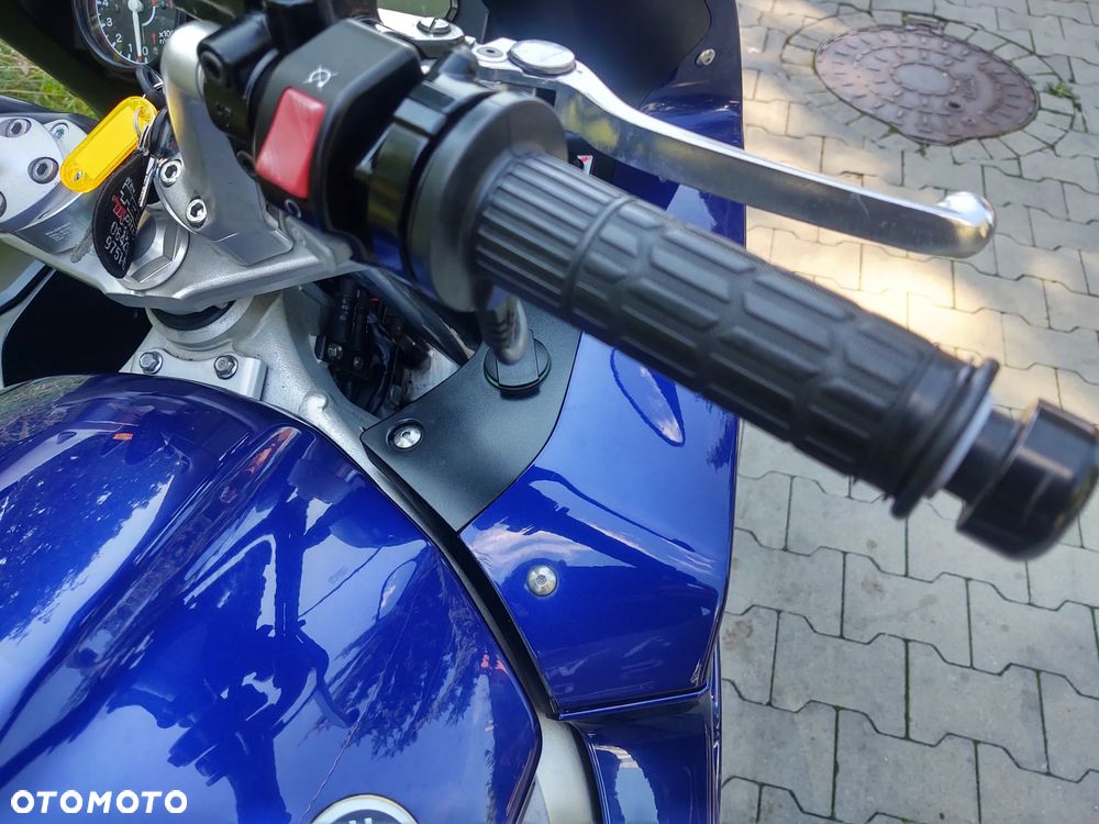 Yamaha FJR - 4