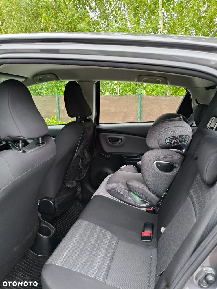 Toyota Yaris 1.33 Active EU6 - 11