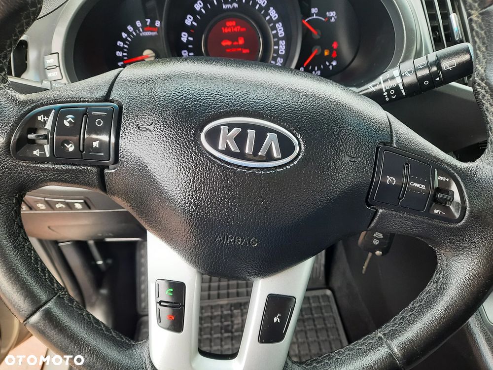 Kia Sportage - 13