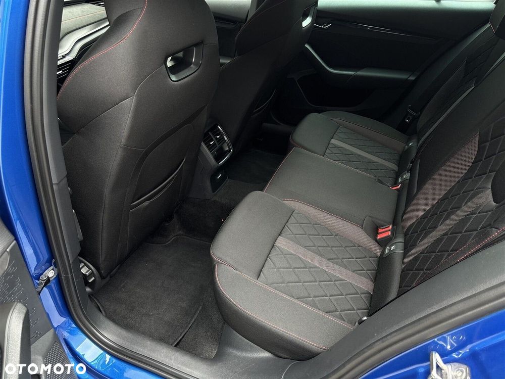 Skoda Octavia 2.0 TDI RS DSG - 11