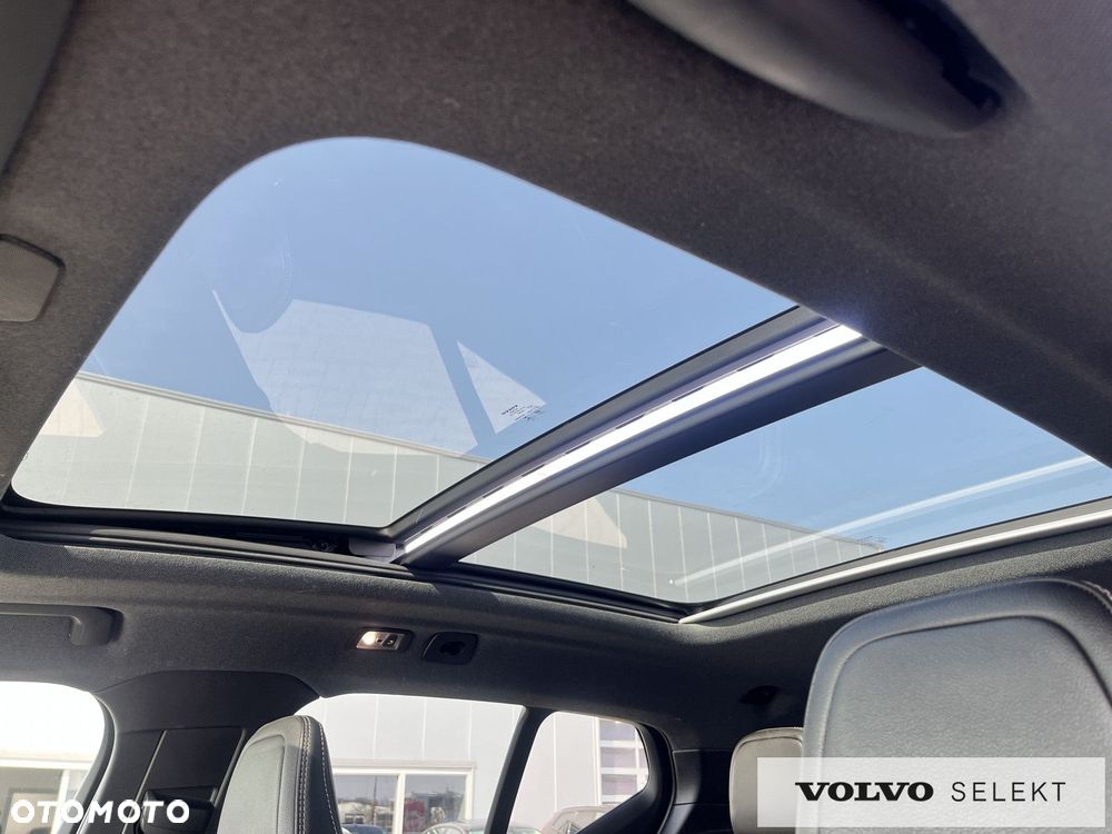 Volvo XC 40 - 28