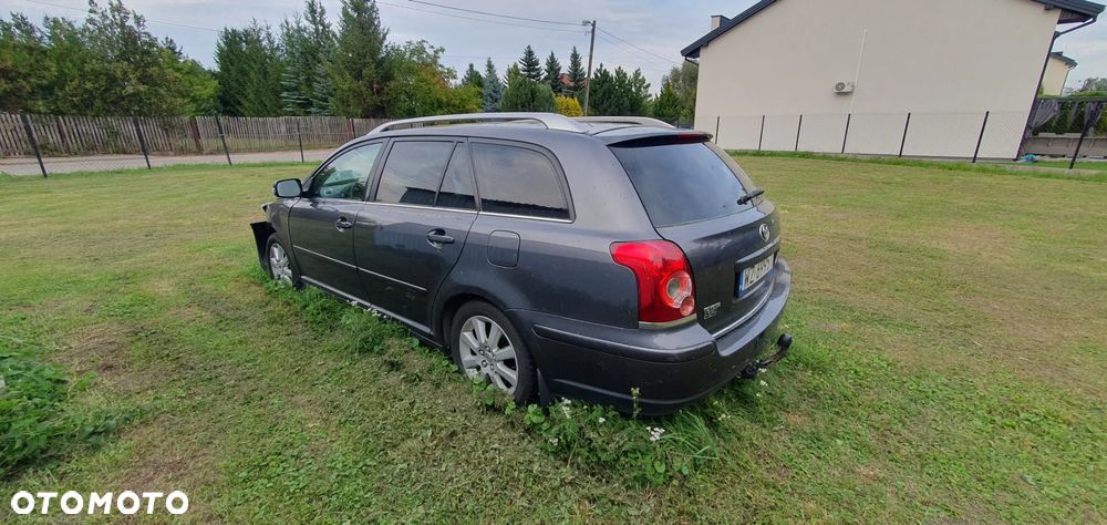 Toyota Avensis 2.0 D-4D Sol - 5