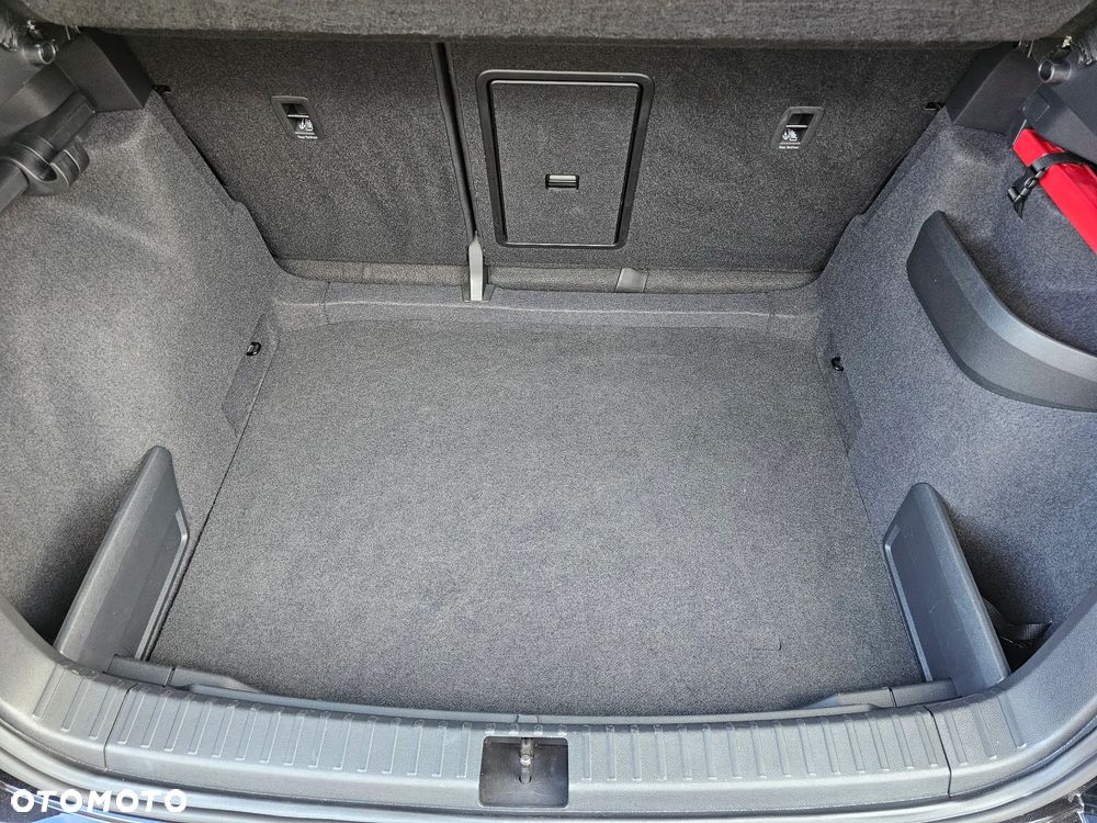 Skoda Karoq 2.0 TSI 4x4 DSG Sportline - 34