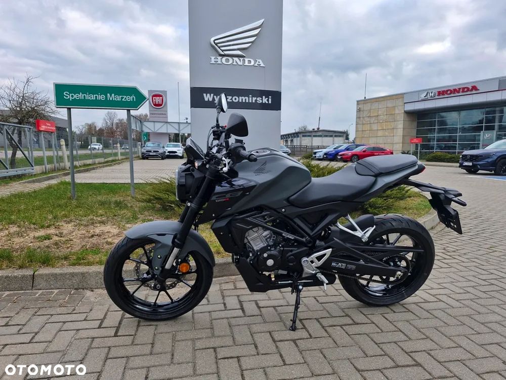 Honda CB - 1