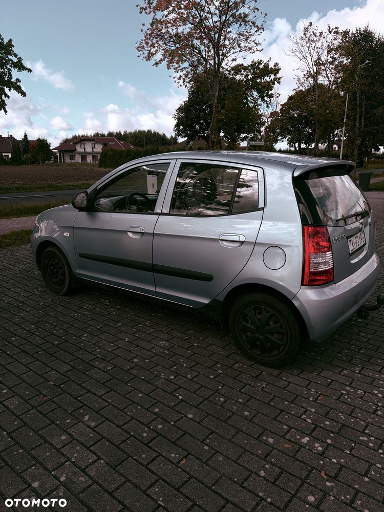 Kia Picanto - 2