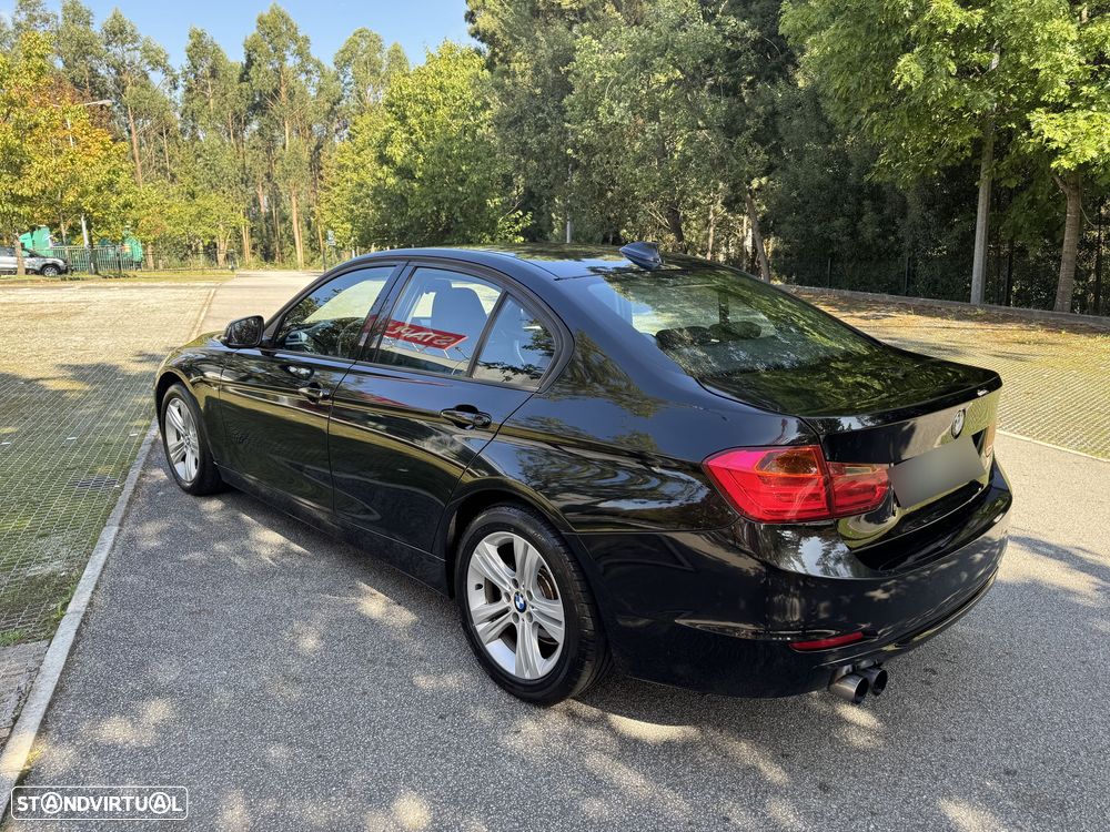 BMW 318 d Line Sport - 12