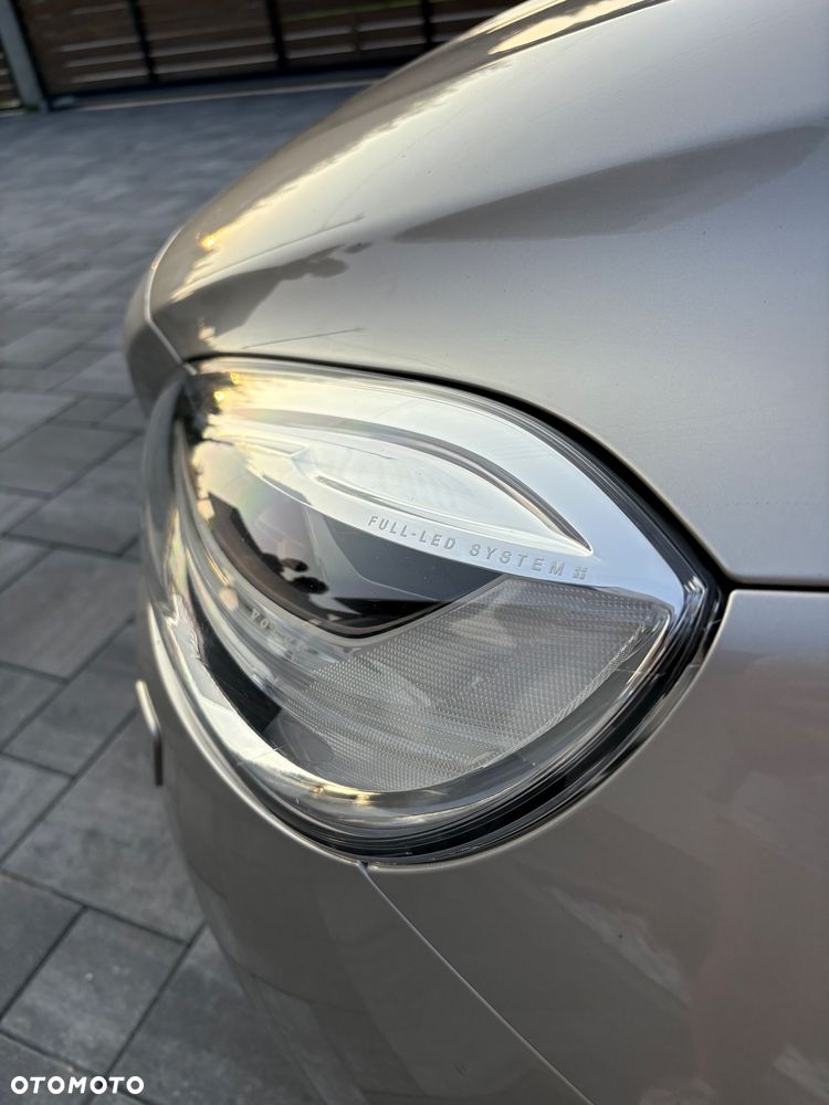 Volvo V40 D2 - 7
