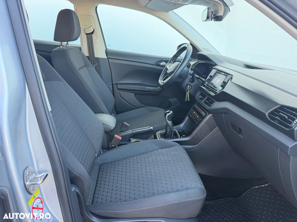 Volkswagen T-Cross - 6