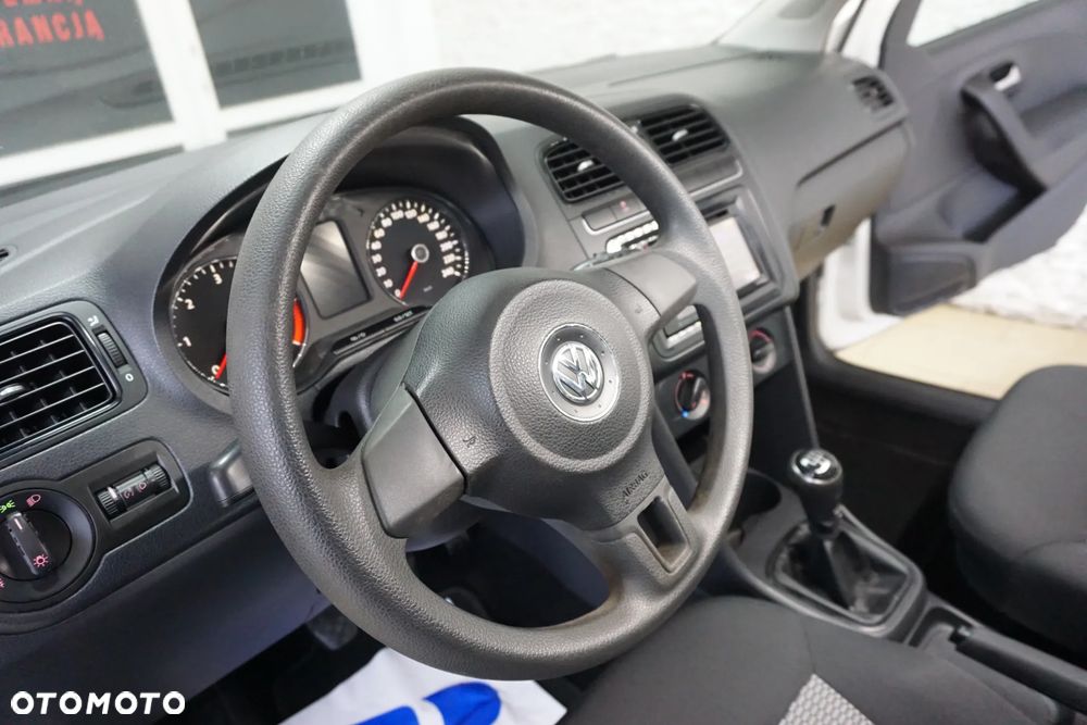 Volkswagen Polo - 21