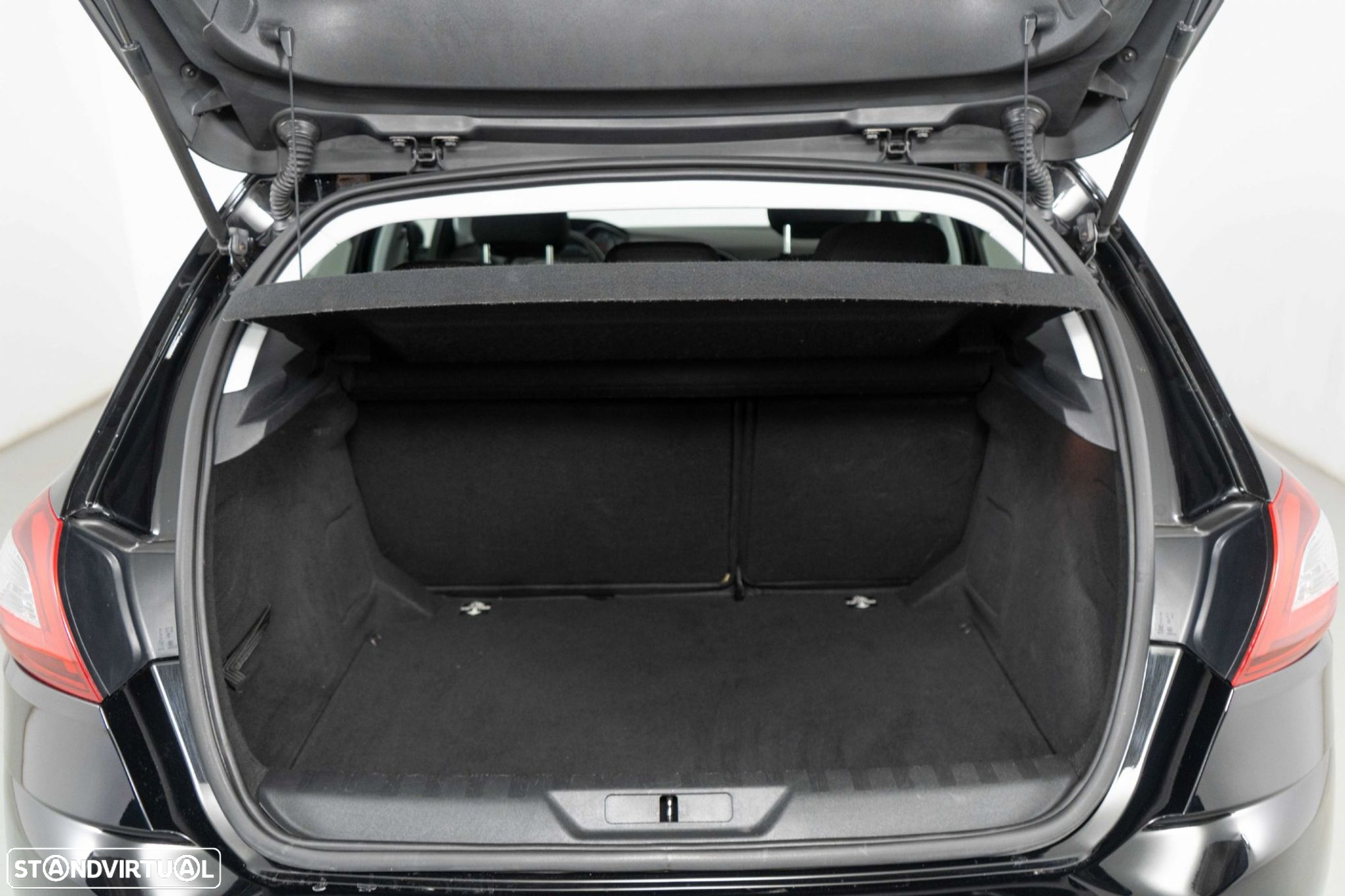 Peugeot 308 1.5 BlueHDi Style - 11