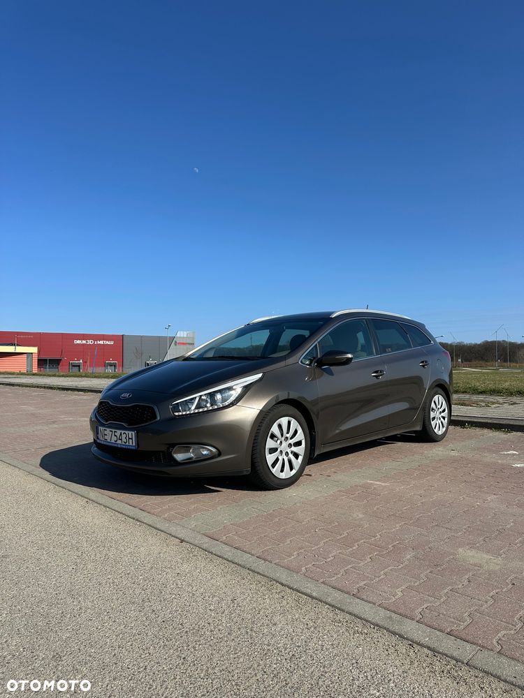 Kia Ceed 1.6 GDI L - 1