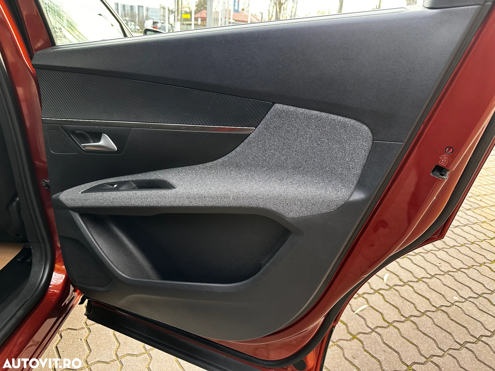 Peugeot 5008 1.5 BlueHDI s&s EAT8 Active - 37