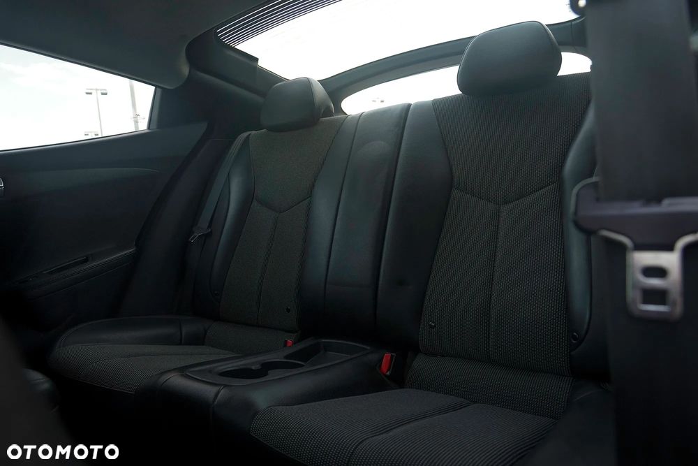 Hyundai Veloster 1.6 GDI Premium - 25