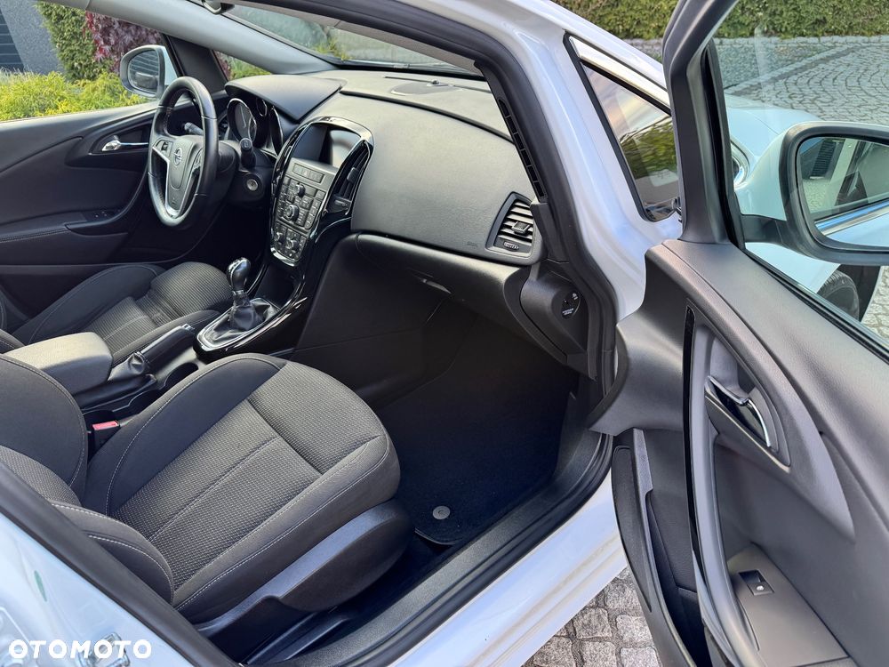 Opel Astra - 28