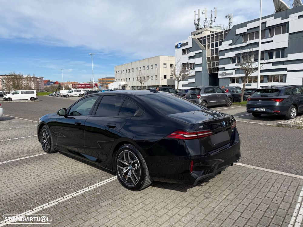 BMW i5 eDrive40 Pack Desportivo M - 4