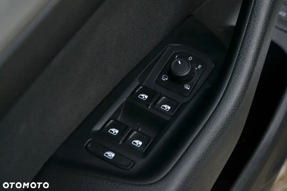 Volkswagen Passat Variant 1.8 TSI BMT Comfortline DSG - 23